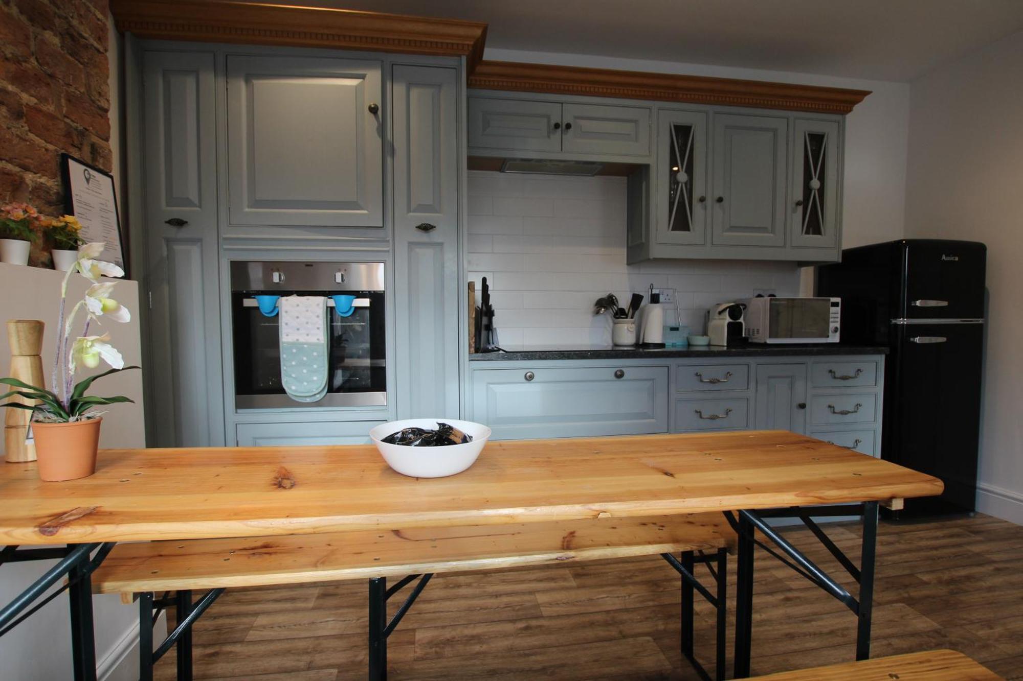 Fairways View - Spacious Apartment - Sleeps 6 - Lovely Views - By Rework Accommodation 호이레이크 외부 사진