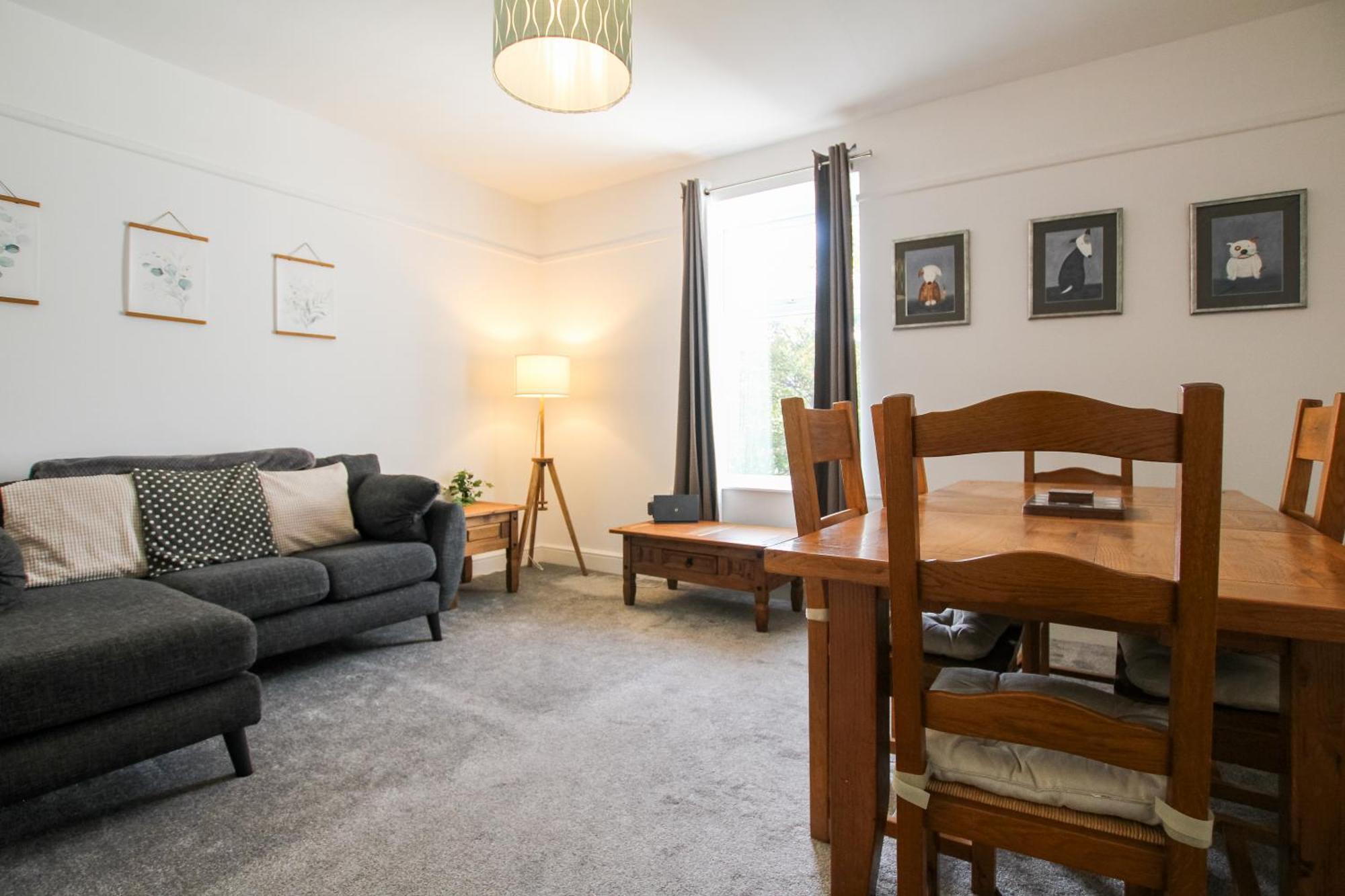 Fairways View - Spacious Apartment - Sleeps 6 - Lovely Views - By Rework Accommodation 호이레이크 외부 사진